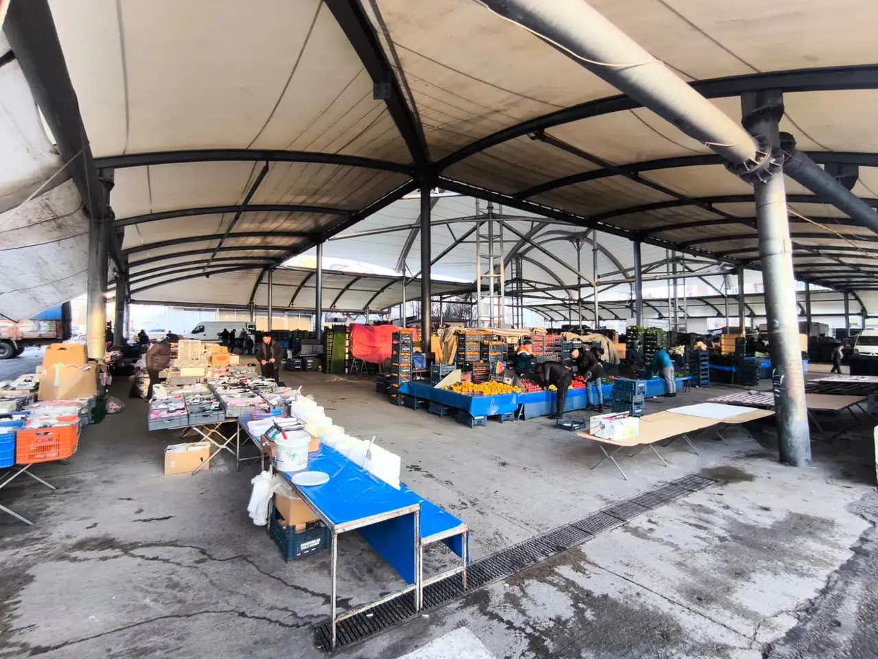 Sivas Cumartesi Pazarı'nda Kışlık Alışveriş Coşkusu