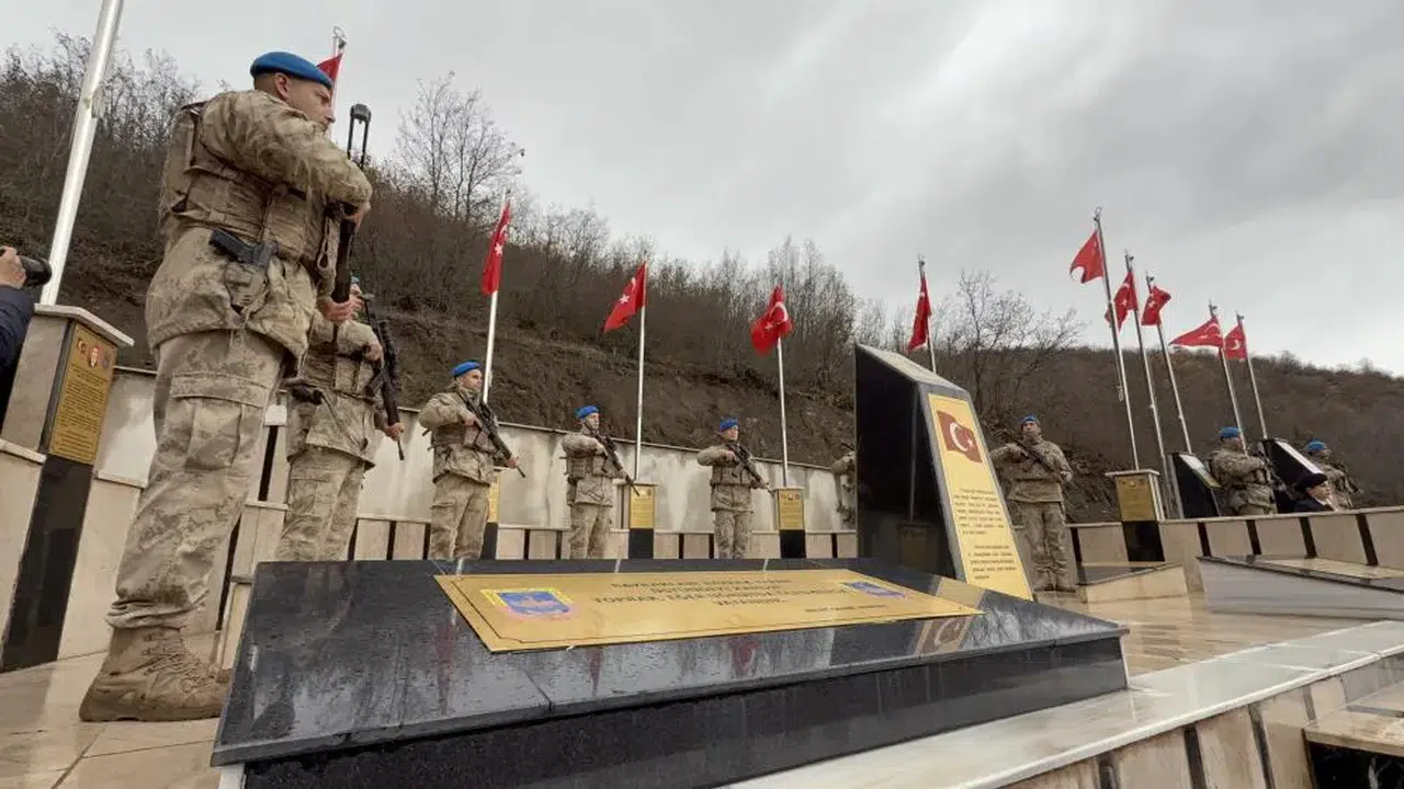 Tokat'ta 16 yıl önceki şehitler unutulmadı!