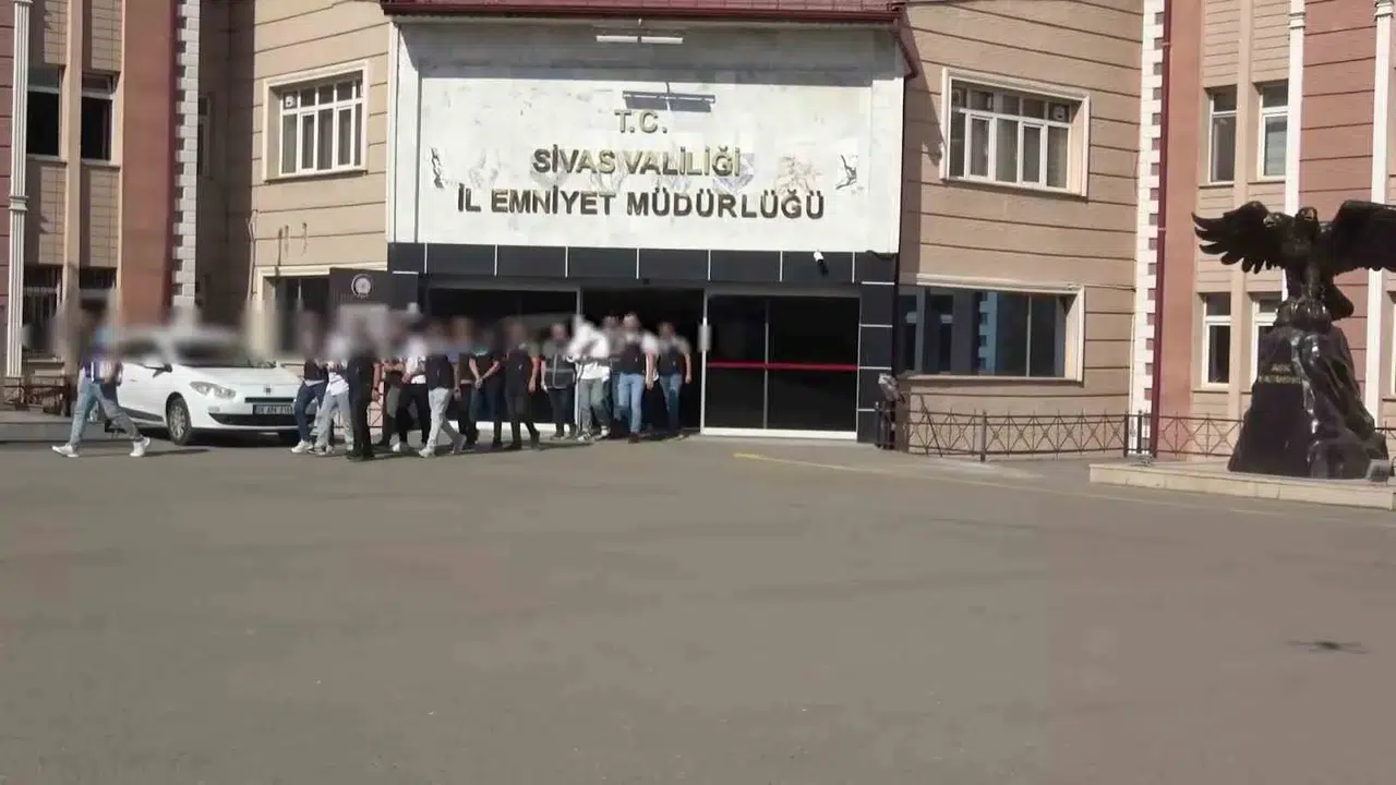Sivas da dahil 55 ilde eş zamanlı siber operasyon