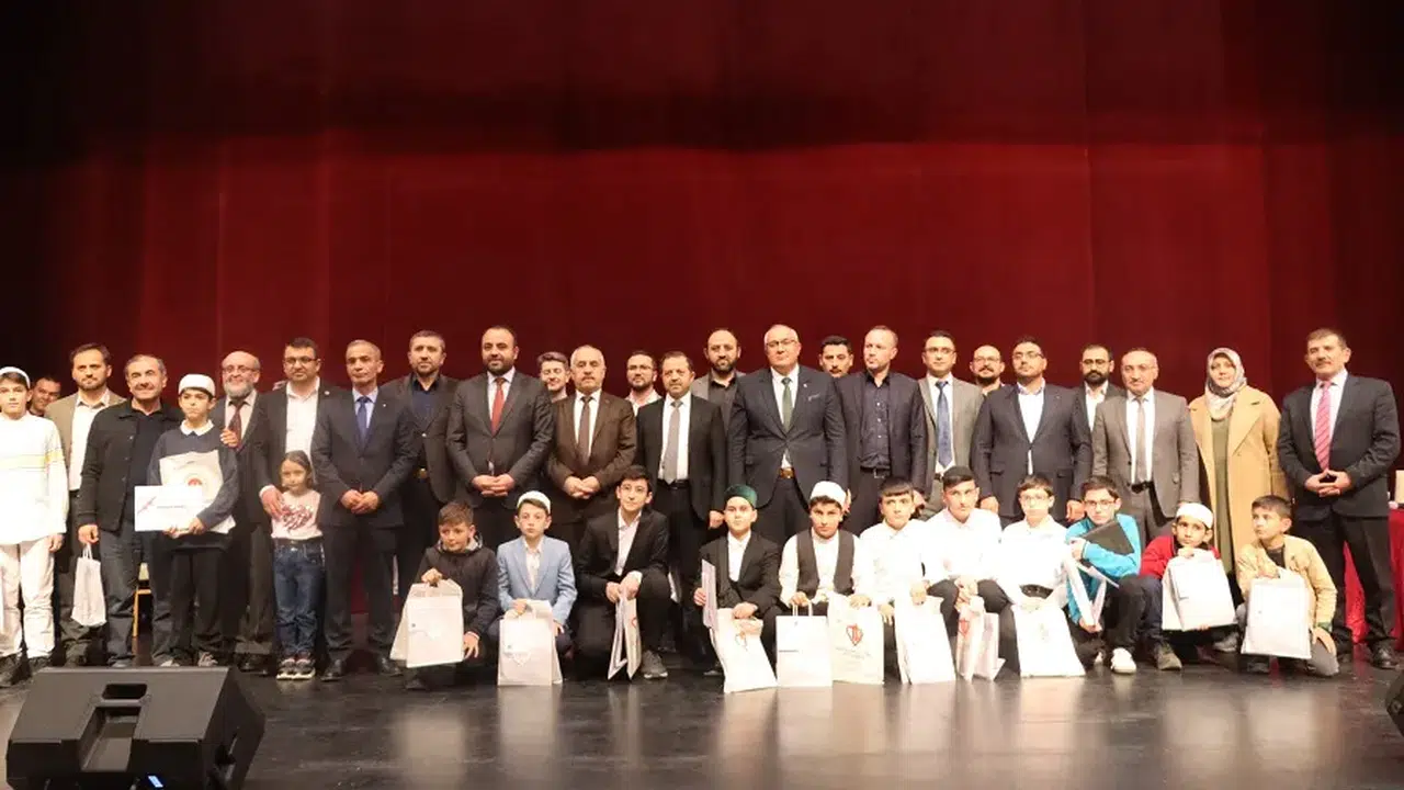 Sivas’ta Kur’an-ı Kerim’i En Güzel Okuyan Gençler Belli Oldu