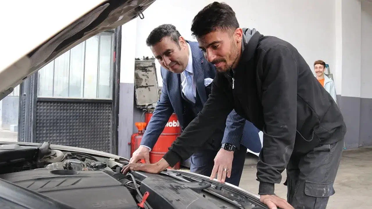 Hakan Demirgil’den Sürücülere Net Mesaj: Kar Yağmasını Beklemeyin