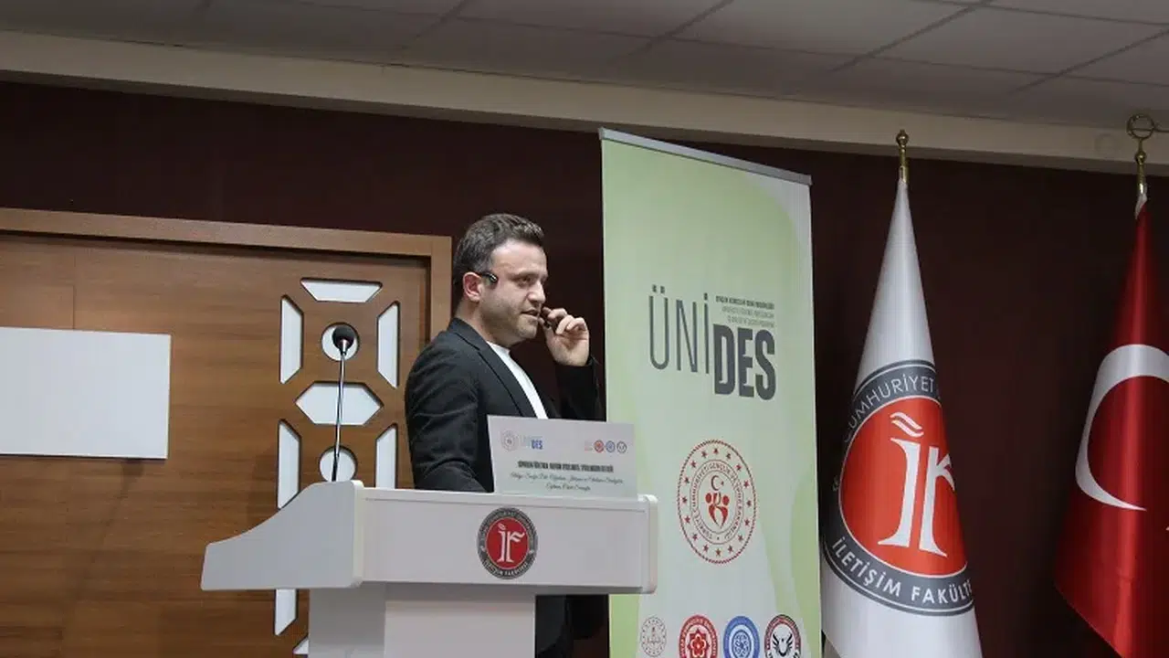 Sivas'ta Yeni Nesil Öğretmenlik Konferansında dikkat çeken mesajlar