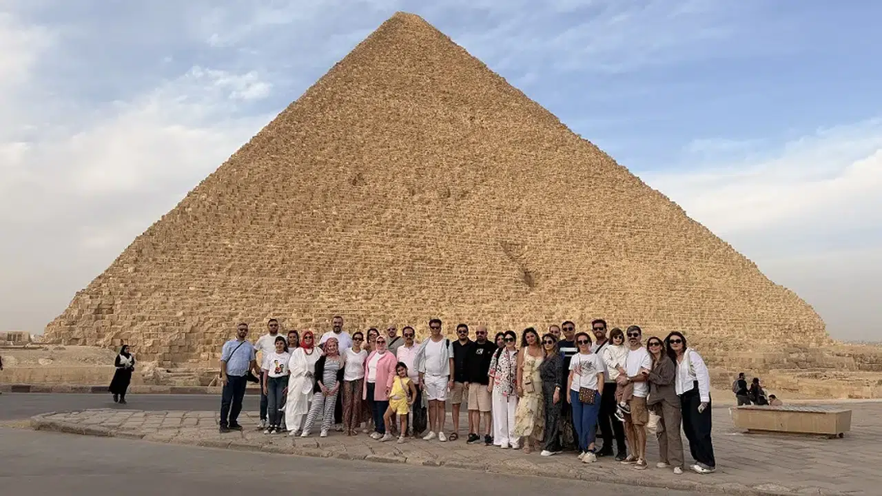 Sivas MÜSİAD Ailesi Mısır’da Tarihe Yolculuk Yaptı