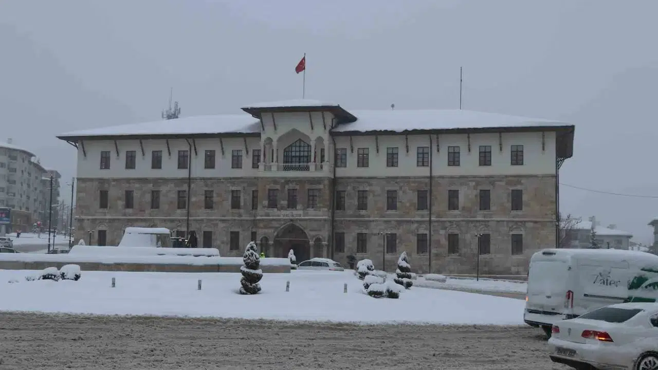 Sivas’ta kuvvetli yağış kapıda! O saatlere dikkat!