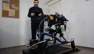 Sivas’ta Robotla Yürüyemeyen Çocuklar Ayağa Kalkıyor