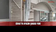 Sivas’ta Ayazın Şakası Yok! Apartman Girişinde Buzdan Heykel Oluştu!
