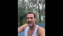 Kimse görmeden! Timur Acar’ın İznik zeytinliğindeki ilk hasat anı