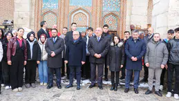 Şehrin Kalbinde Dev Vefa! 806 Yıl Geçti Ama Sivas İzzeddin Keykavus'u Unutmadı!