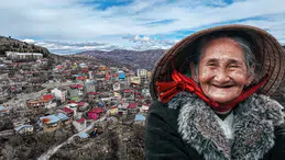 Türkiye'nin En Yaşlı İlçesi! Belediye Günde İki Defa Yemek Dağıtıyor!