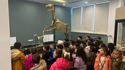 Sivas’ta Çocuklar Dinozorlarla Yüz Yüze Geldi