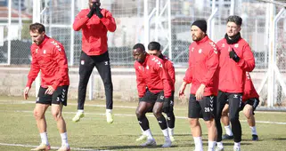 Sivasspor'da İsmet Taşdemir Yönetiminde Tempolu Antrenman