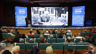 Yavuz Bülent Bakiler adıyla açılan sezon duygulandırdı