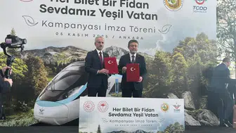 Sivas-Ankara'dan İstanbul’a: Her yolcuya fidan kampanyası