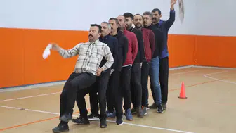 Sivas’ta öğretmenlerden özel gösteri: Perde 24 Kasım’da açılıyor