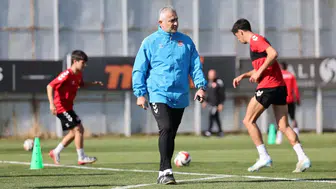 Sivas’ta maç alarmı: Altıparmak’tan Manisa FK öncesi son rötuşlar