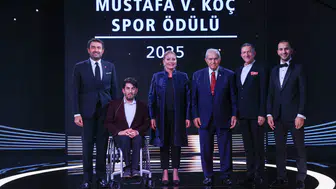 Sivaslı Efsaneye Vefa: O ödül bu yıl ilk kez verildi