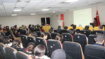 Sivas'ta o hastanede doğru ilaç kullanımı anlatıldı