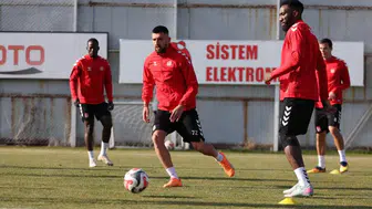 Sivasspor’da İstanbulspor Alarmı Kritik Karşılaşma Öncesi Tempolar Arttı