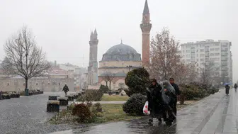 Sivas’ta Kış Kendini Hissettirdi: Soğuk Gece, Beyaz Sabah