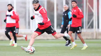 Taraftar Önünde Zafer Hedefi: Sivasspor Bandırmaspor Maçına Kilitlendi