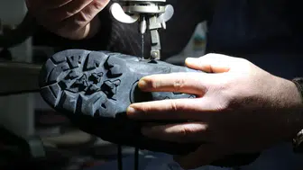 Sivas’ta yenisini alamayan tamir ettiriyor!