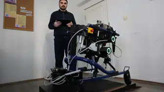 Sivas’ta Robotla Yürüyemeyen Çocuklar Ayağa Kalkıyor