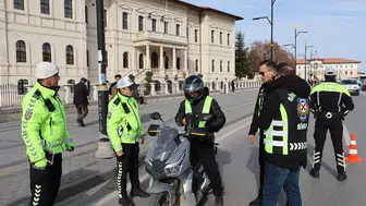 Sivas’ta Motosiklet Sürücülerine 1 Kural 1 Ömür Hatırlatması