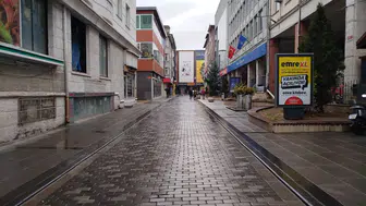 Sivas’ta Yağmur Yağıyor, Esnafın Yüzü Gülüyor!