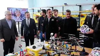 Sivas’ta Vali Gençlerle: Hayaller, Hedefler ve Samimi Bir Sohbet