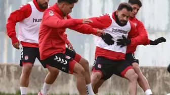 Sivasspor’da Çorum hazırlıkları yoğun tempoyla başladı