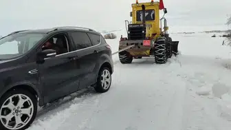 Sivas'ta karla mücadelede zamanla da yarış var