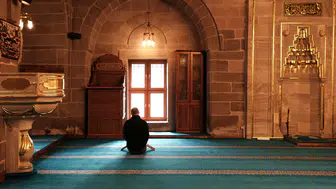 Berat Kandili Ne Zaman? Berat Gecesinde Ne Oldu? 2026 Berat Kandili Kutlama Mesajları!