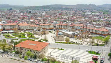 Sivaslılar Cumartesi Gününe Hazır mısınız? O Saatlerde Dışarı Çıkacaklar Dikkat!