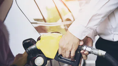 Akaryakıt Durmak Bilmiyor! Benzine de Zam Geldi