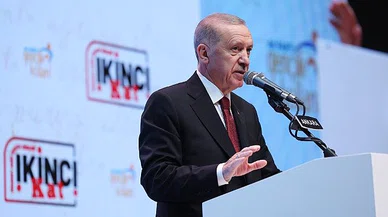 Erdoğan: "Merhum Akif yaşamıyla ve örnek ahlakıyla istiklal şairi sıfatını, ziyadesiyle abidevi bir karakterdir"