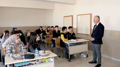  Sivas Milli Eğitim Müdürü Yener: “Çocuklarımızın gönlüne dokunmalıyız”