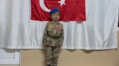 5 yaşında, İstiklal Marşı'nın 10 kıtasını ezbere!