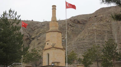 Bu şehitliğin hikayesi hüzünlendiriyor