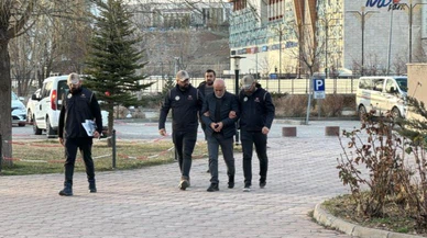 FETÖ firarisi eski vali Sivas'ta adliyeye sevk edildi