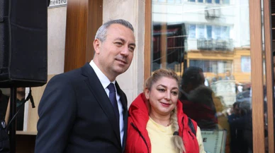 Adem Uzun İlk bayramlaşmasına binlerce kişi akın etti