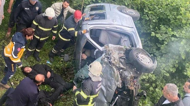 Araç bahçeye uçtu: 5 yaralı