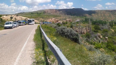 Kaza yaptı ortadan kayboldu