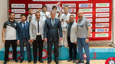 Sivas Judo'da 2 altın aldı