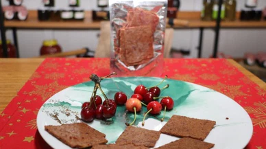 Artık kirazın da tarhanası var