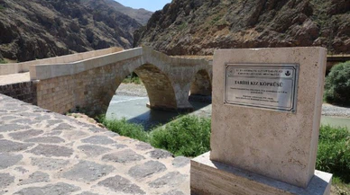 Sivas'ta 8 asırlık tarihi Kız Köprüsü