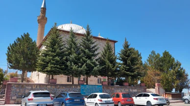 Sivas Abdulvahabi Gazi Cami çevresiyle turizme kazandırılmalı