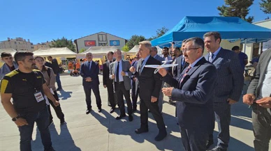 Komşuda Bilişim Şenliği var