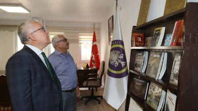 Sivas Hizmet Vakfı yeni ofisinde