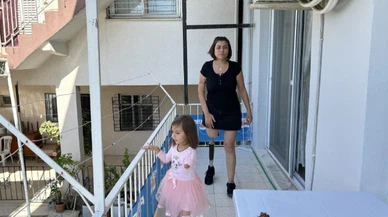 Depremzedeye ikinci el protez bacak sattılar