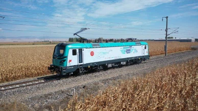 Elektrikli lokomotifimiz 2025'te raylarda